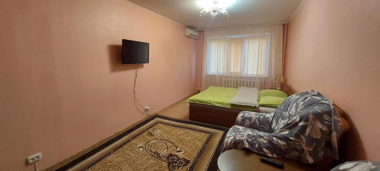 Nice Apartment 키예프 외부 사진